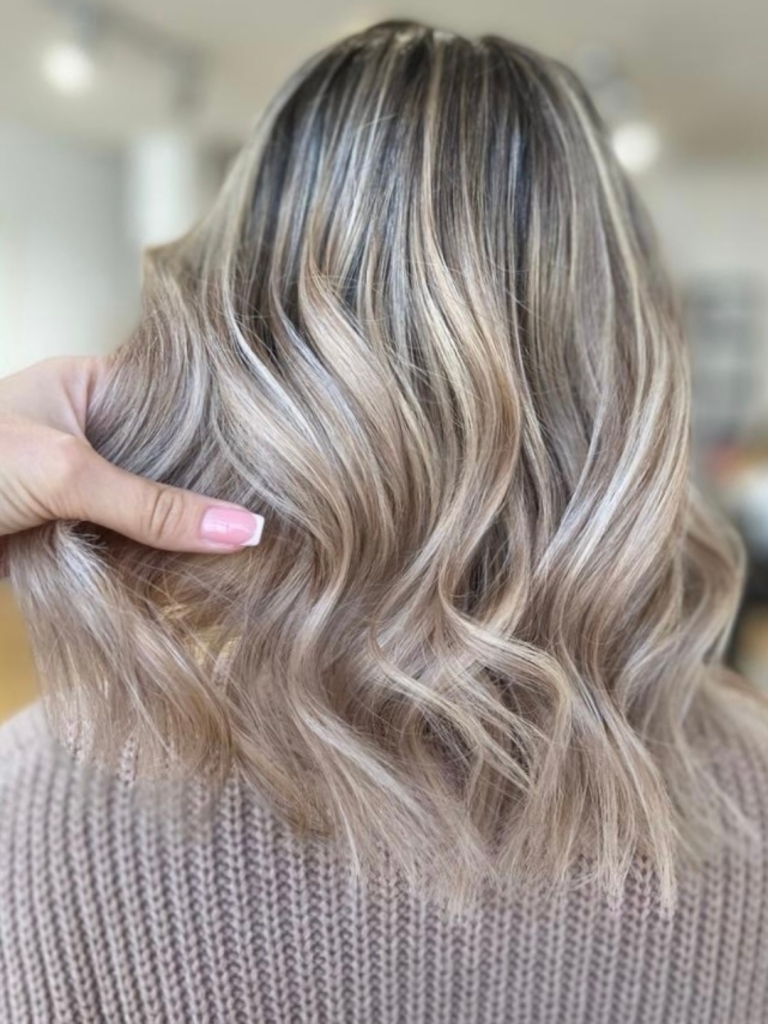 Balayage y mechas en Peluquería 2D EIBAR Ermua